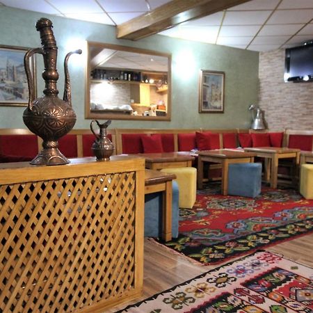Pansion Stari Grad Hotel Сараево Екстериор снимка