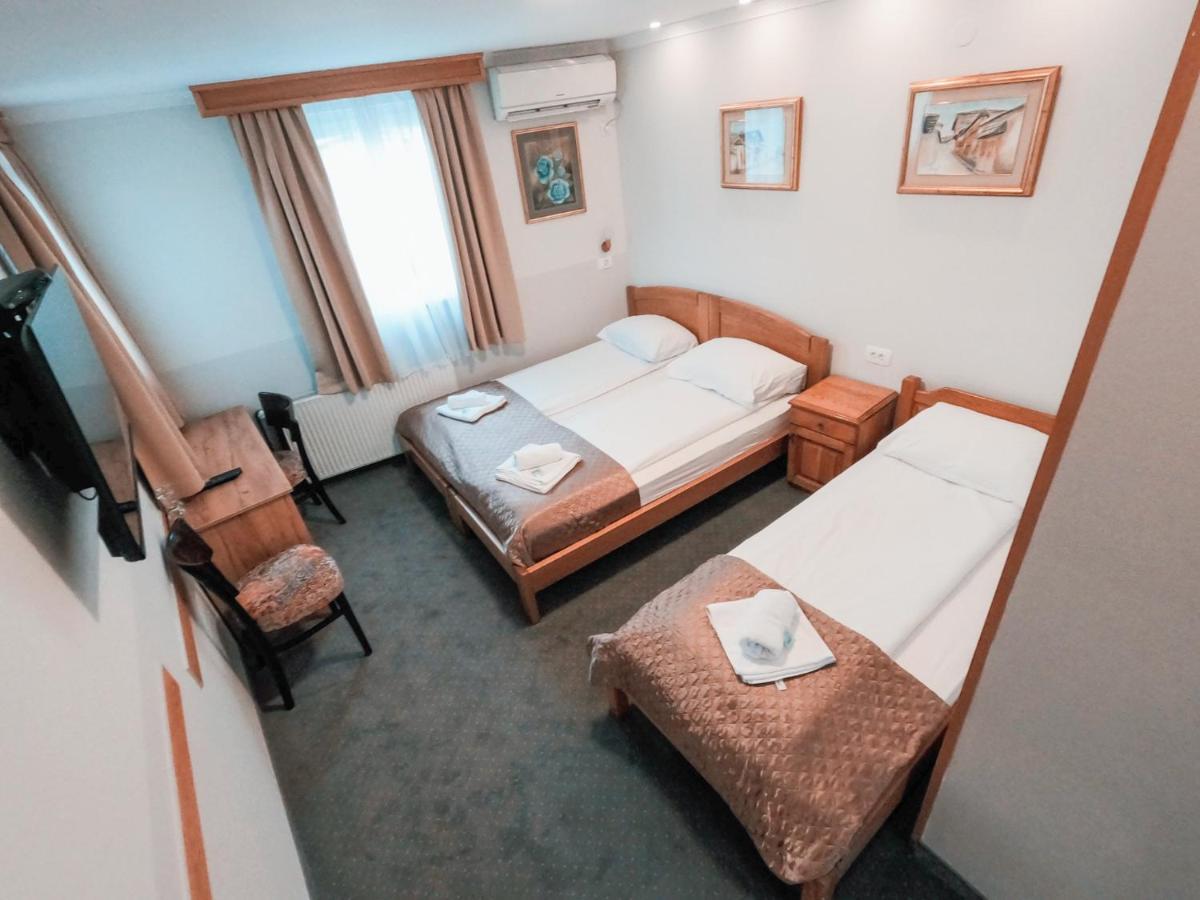 Pansion Stari Grad Hotel Сараево Екстериор снимка