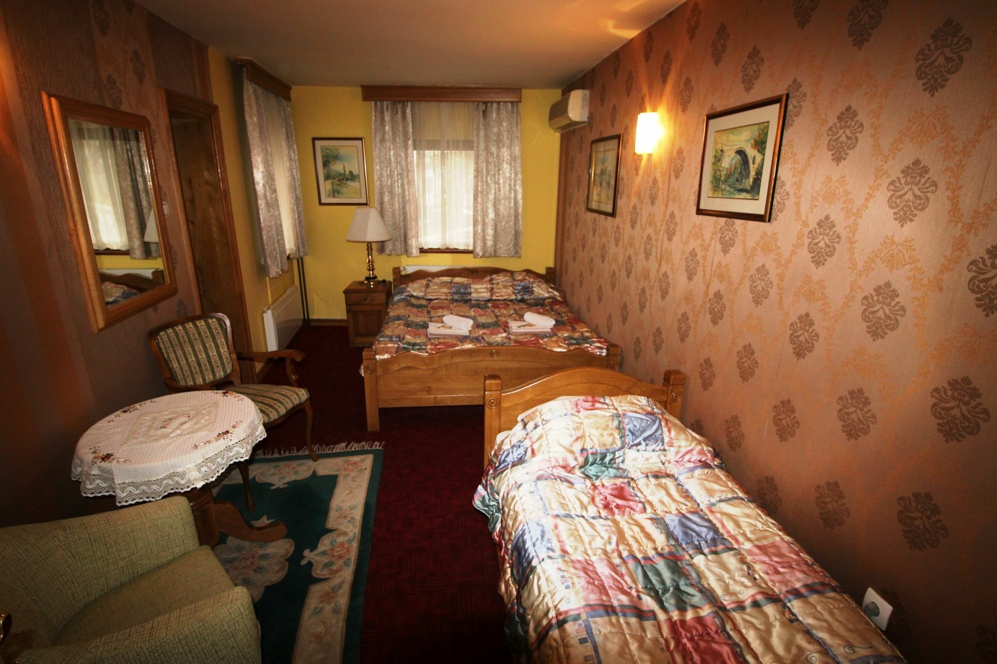 Pansion Stari Grad Hotel Сараево Екстериор снимка